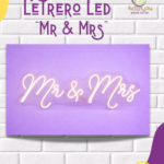 Letrero Led "Mr & Mrs"